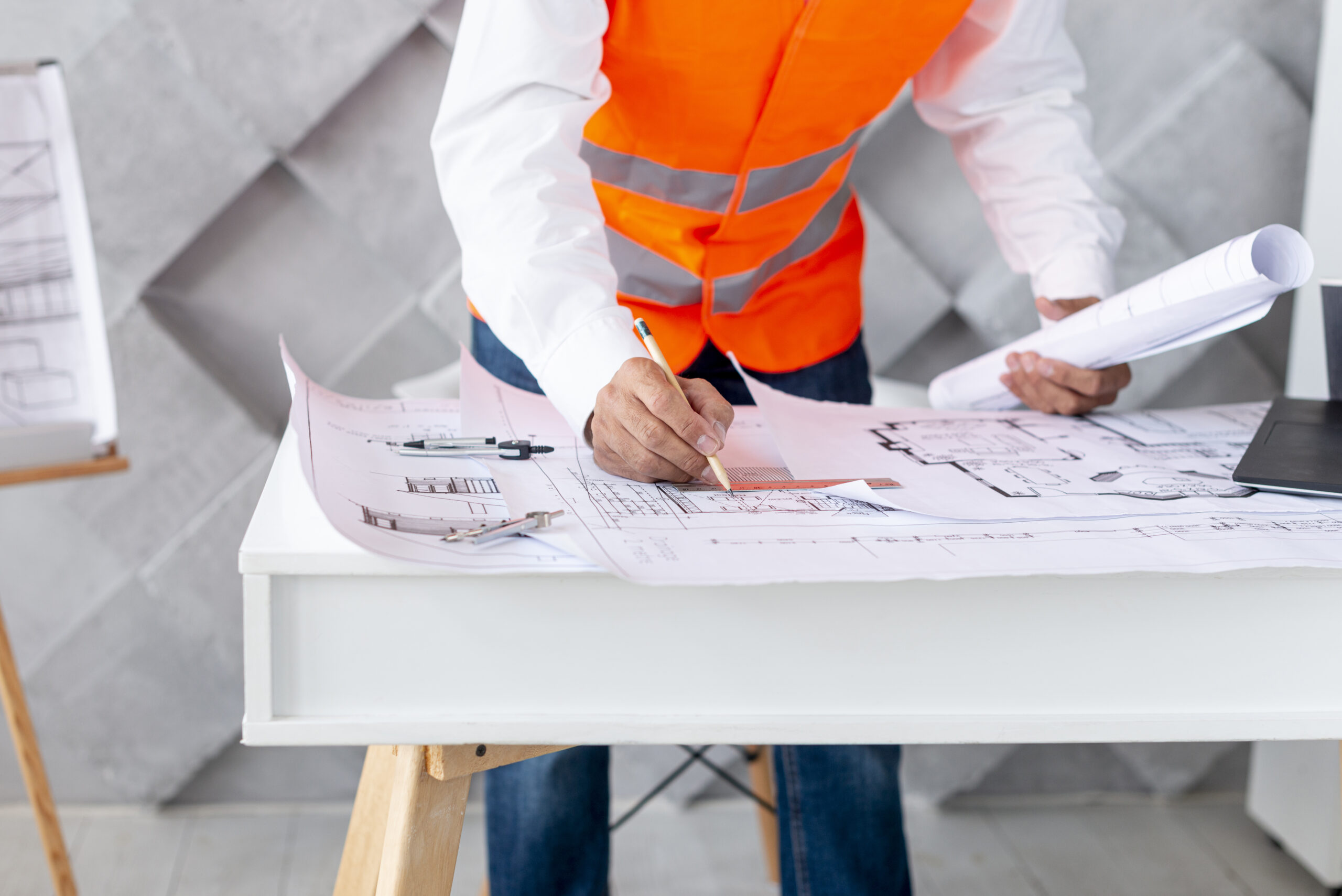 Home architect designing new project